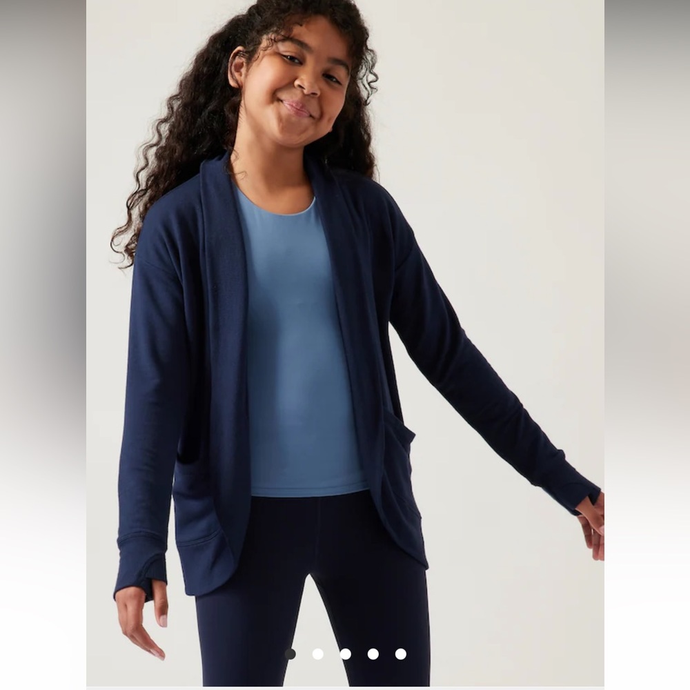 Athleta Girl Wrap 'N Roll Sweatshirt 2.0. Size M (8-10) girls. EUC!!